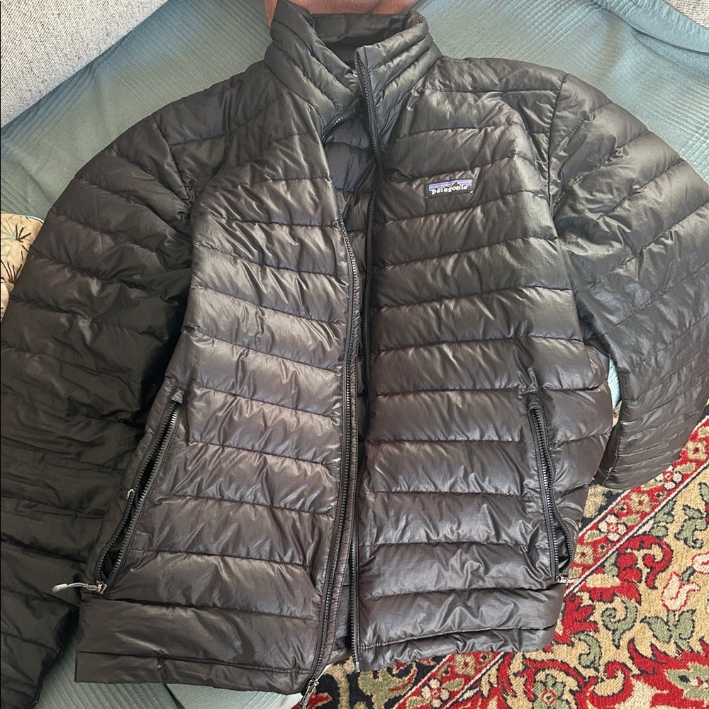 Men’s Patagonia puffer size M